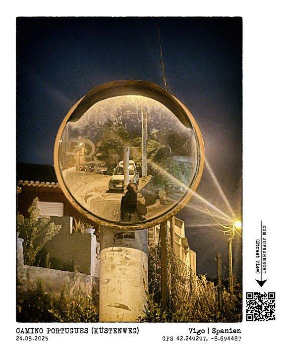 Camino Portugués (Küstenweg) — Vigo bei Nacht